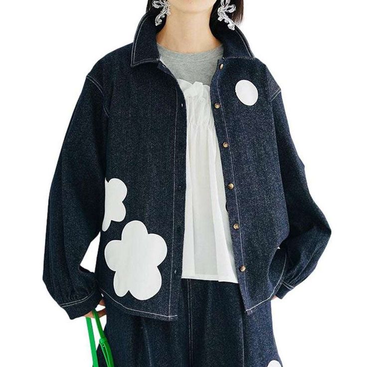 Be the epitome of vibe and streetwear in our 2023 Spring-Summer Collection Flower Painted Stylish Denim Jacket! From its large silhouette to its bold painted prints. this piece of streetwear is perfect for making a statement and standing out from the crowd.Why You'll Love It: Oversized Silhouette: Its oversized silhouette is perfect for staying comfortable while still looking on-trend. Eye-Catching Painted Prints: The bold and intricate painted prints bring a unique touch of artistry to your loo Oversized Floral Print Spring Outerwear, Oversized Floral Print Outerwear For Spring, Spring Floral Print Oversized Outerwear, Denim Blue Denim Jacket With Graphic Print, Relaxed Fit, Denim Blue Jacket With Graphic Print And Relaxed Fit, Relaxed Fit Denim Blue Denim Jacket With Graphic Print, Relaxed Fit Denim Jacket With Graphic Print, Urban Style Denim Jacket For Summer Streetwear, Relaxed Fit Outerwear For Spring Streetwear