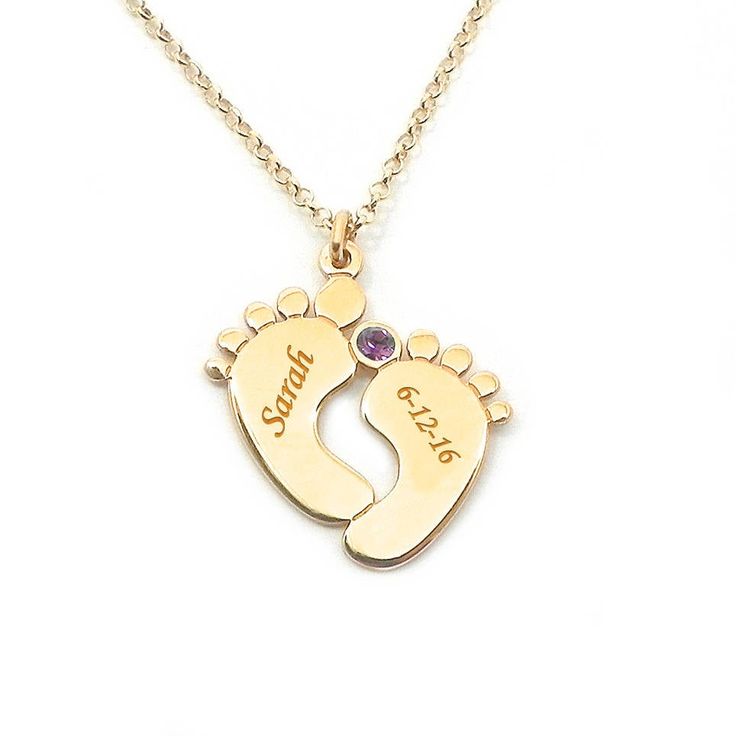 EXPRESS SHIPPING upgrade available in cart Personalize this baby feet necklace with your baby's name or initial, the birth date, and a swarovski crystal birthstone Customize your necklace ჻ Choose the necklace length ჻ Leave a note about the name or initial, the date, and the swarovski birthstone crystal (see 2nd image) ┌Necklace length: 14-20 inches ├Pendant dimensions: 17x20mm └Pendant and chain material: Sterling silver rose gold plated Your jewelry will arrive in a beautiful gift box ready f Soundwave Jewelry, Mommy Necklace, Family Jewelry, New Mommy, Baby Necklace, Anniversary Necklace, Mother Jewelry, Necklace Rose Gold, Future Mom