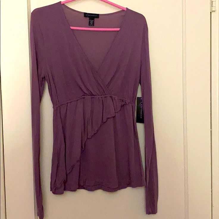 New Context Lilac Long Sleeve Top Size: M Good Condition Never Worn Tags Attached Purple Top For Spring Layering, Color Purple, Pretty Outfits, Long Sleeve Top, Lilac, Long Sleeve Tops, Long Sleeve Tees, Sleeve Top, Womens Tops