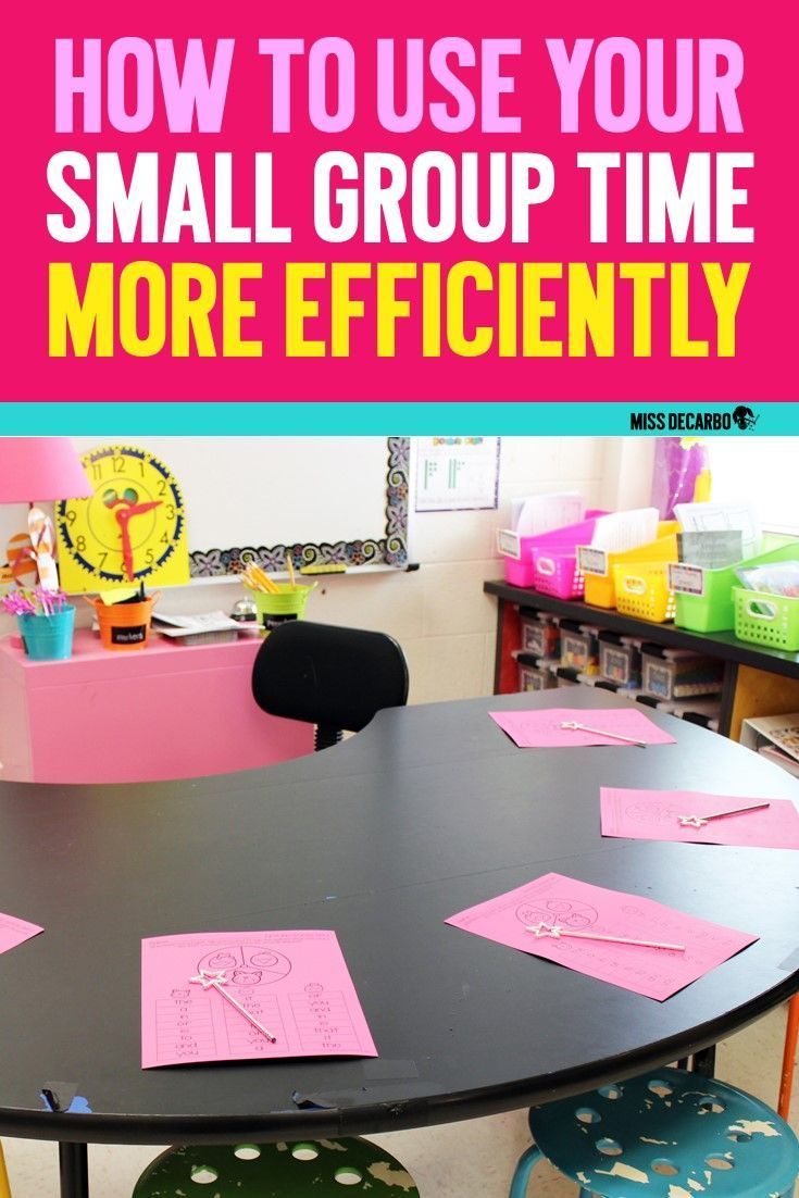 a black table with pink paper on it and the words how to use your small group time more efficiently