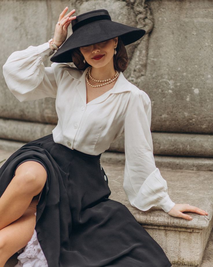 1940s Outfits, 1940s Style, Womens Blouses, Dance Skirt, 1940s Fashion, Moda Vintage, Mode Inspo, Look Vintage, Story Instagram