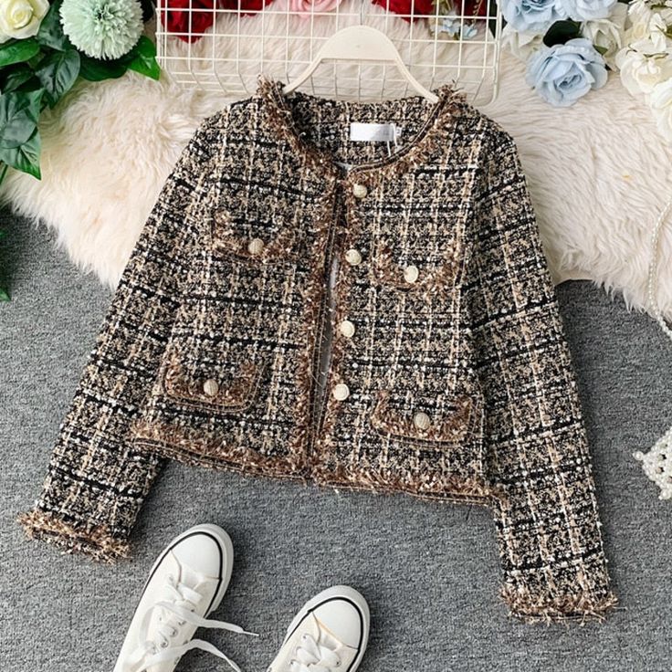 Style: vintageHooded: NoMaterial: COTTONMaterial: MicrofiberMaterial: SpandexOrigin: CN(Origin)Season: Spring/AutumnPattern Type: PatchworkClothing Length: ShortType: SlimGender: WOMENAge: Ages 18-35 Years OldCollar: O-NeckClosure Type: Single BreastedItem Type: Outerwear & CoatsSleeve Length(cm): FullSleeve Style: RegularModel Number: winter coat womenThickness: STANDARDOuterwear Type: JacketsDecoration: ButtonDecoration: Tassel Winter Long Sleeve Houndstooth Tweed Jacket, Beige Long Sleeve Tweed Jacket For Winter, Beige Tweed Long Sleeve Outerwear, Beige Long Sleeve Tweed Outerwear, Spring Plaid Tweed Jacket With Long Sleeves, Beige Long Sleeve Tweed Jacket For Fall, Plaid Long Sleeve Tweed Jacket For Winter, Plaid Tweed Long Sleeve Jacket For Winter, Beige Tweed Outerwear For Fall