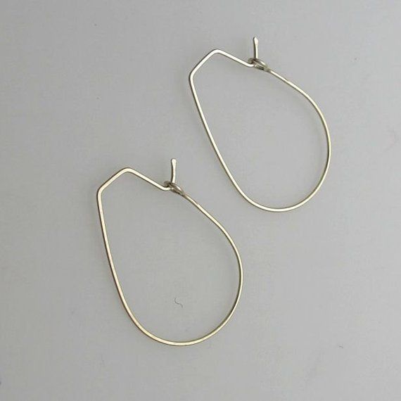 Lightweight, shiny teardrop hoop earrings. Sterling silver earrings to shine on! The teardrop shape is classics that never goes out of fashion. It always stays relevant.Be sure, the earrings are comfy and so you can wear them long without feeling any discomfort.They are crafted of hypoallergenic sterling silver that will always keep the fascinating look.These are earrings that certainly must be in your collection!Features:- Teardrop shaped earrings- Modern Style- Sterling silver- LightweightDeta Modern Teardrop Hoop Earrings As Gift, Modern Teardrop Earrings With Ear Wire, Modern Teardrop Pendant Earrings With Ear Wire, Modern Nickel-free Drop Hoop Earrings, Minimalist Metal Teardrop Hoop Earrings, Minimalist Teardrop Metal Hoop Earrings, Minimalist Metal Teardrop Drop Earrings, Sterling Silver Teardrop Hoop Earrings For Everyday, Minimalist Metal Teardrop Earrings For Pierced Ears