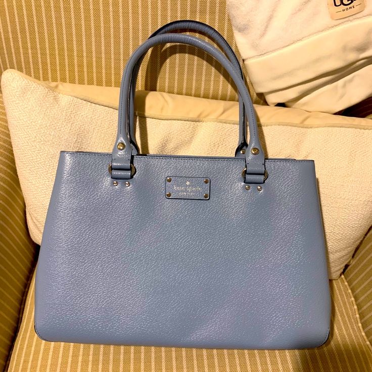 Large Light Blue Kate Spade Handbag. Only Used Once. Like Brand New. Medium Blue Bag With Top Carry Handle, Light Blue Leather Bag With Top Carry Handle, Light Blue Bag With Removable Pouch For Errands, Blue Medium Everyday Bag, Everyday Medium Blue Bag, Medium Blue Everyday Bag, Kate Spade On-the-go Tote Shoulder Bag, Kate Spade Tote Shoulder Bag For On-the-go, Classic Blue Bag With Top Carry Handle