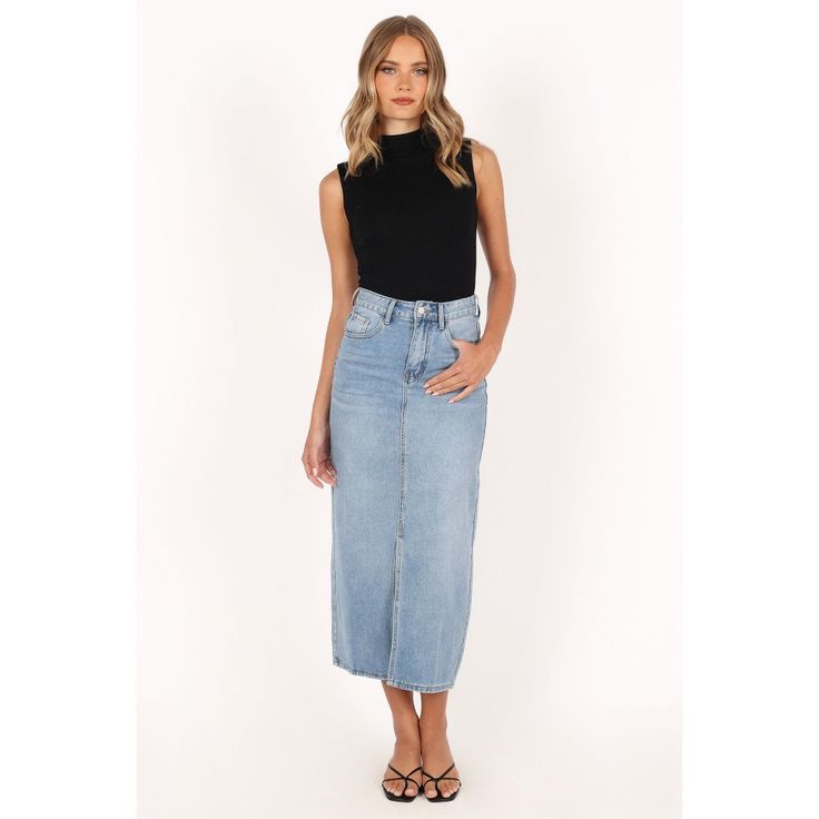 This midi length denim skirt is the perfect choice for a chic, feminine look. With a front zip fly and button close, you'll love how comfortable and secure it feels. Whether it's for work or play, you can be sure to look your best in this midi length denim skirt. Denim Pencil Skirt Outfit, Denim Bodycon Skirt, Summer Boots Outfit, Jean Midi Skirt, Pink Denim Skirt, Loft Fashion, Style Inspiration Spring Summer, Denim Skirt Fashion, Petal And Pup