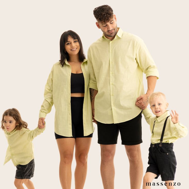 Welcome to our exclusive collection of 100% cotton shirts - perfect for the whole family! Not only are our shirts high-quality, but they also offer versatility and a unique style for every occasion. For the entire family: Our collection includes shirts for men, women, and children, allowing you to create the perfect family ensemble. Whether you choose coordinated family outfits or let each family member express their individual style, our shirts provide the ideal solution. Oversize cut: The men' Family Matching Cotton Shirt For Family Events, Family Matching Cotton Shirts For Father's Day, Father's Day Family Matching Cotton Shirt, Father's Day Matching Family Shirts, Casual Cotton Shirt For Family Occasions, Family Matching Cotton Shirt For Birthday, Summer Cotton Shirt For Family Occasions, Casual Cotton Shirt For Family Events, Relaxed Fit Cotton Shirt For Family Occasions