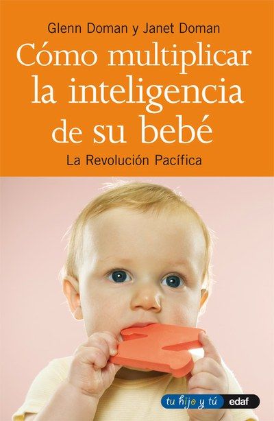 a baby with a pacifier in its mouth and the words como multiplicar la intelenicia de su pebe