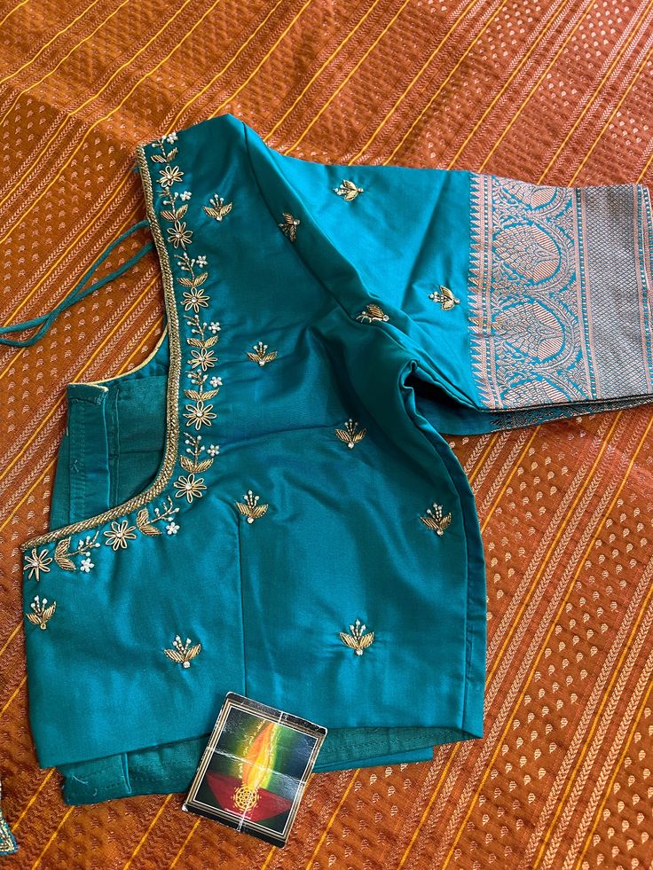 This is a beautiful Pure Kanchi Pattu Powerloom Silk saree . Blouse designed and stitched very neatly.  blouse also have beautiful hand Maggam work on its back ❤️ Material used Kanchi Soft silk and Copper zari weaving allover. Blouse designed stitched and can fit any size between 36-44 inches chest. Note- if you need blouse size to be adjusted to fit please let me know in message after order, I would love to do alteration for you. Ships immediately. Pattu Blouse Stitching Designs, Hand Thread Embroidered Blouse Designs, Temple Design Blouse Work, Tussar Silk Traditional Wear With Dori Work For Diwali, Traditional Wedding Blouse With Zari Weaving, Festive Blouse With Zari Work For Traditional Wear, Blouse With Zari Work For Traditional Ceremonies And Festivals, Unstitched Blouse For Festive Traditional Ceremonies, Unstitched Festive Blouse For Traditional Ceremonies