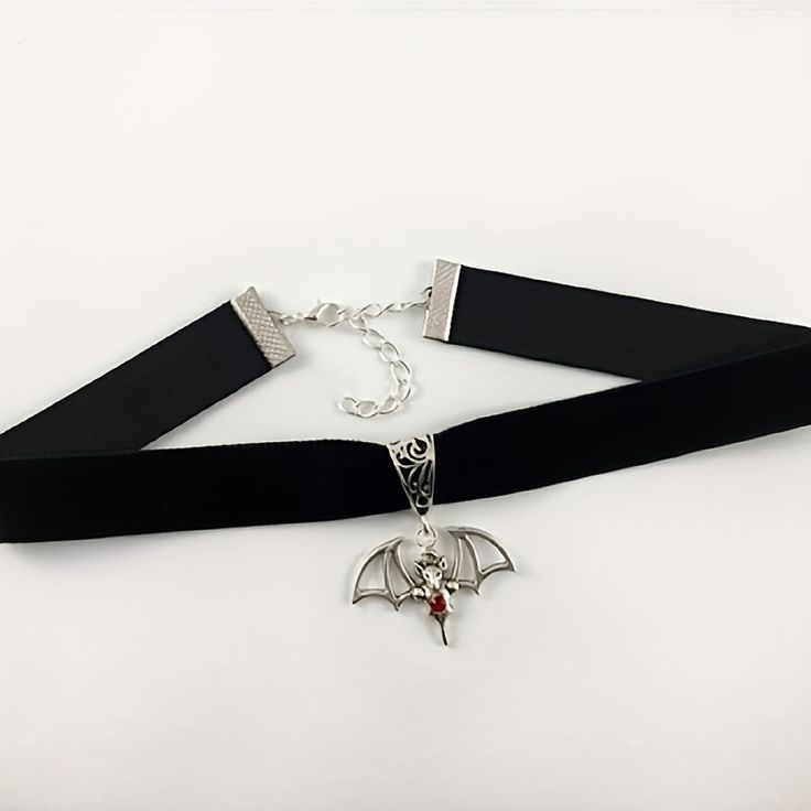 Faster shipping. Better service Bat Choker, Bat Decor, Bat Jewelry, Bat Pumpkin, Goth Choker, Gothic Pendant, Gothic Chokers, Beautiful Chokers, Black Velvet Choker