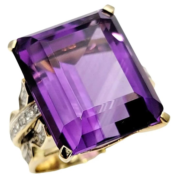 Luxury Emerald Cut Amethyst Ring With Diamond Setting, Luxury Emerald-cut Diamond Amethyst Ring, Luxury Amethyst Ring With Emerald Cut Diamond, Luxury Emerald Cut Amethyst Ring For Formal Occasions, Luxury Emerald-cut Amethyst Ring For Formal Events, Exquisite Yellow Gold Amethyst Ring With Accent Stones, Luxury Gold Emerald Cut Amethyst Ring, Luxury Yellow Gold Amethyst Ring With Emerald Cut, Elegant Yellow Gold Amethyst Ring With Brilliant Cut