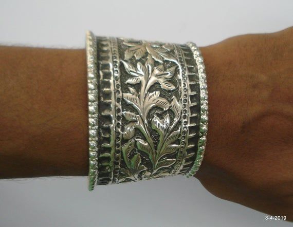 Ethnic sterling silver cuff bracelet bangle from Rajasthan India. Great handmade design, Good for jewellery collection.Note - Please check pictures carefully for more detail.Inner circumference - 17 cm (6.7") width max.- 4.7 cm (1.85")weight - 94 gramsmaterial - Good sterling silver. Silver Bracelet Cuff, Vintage Sterling Silver Rings, Silver Earrings Handmade, Sterling Silver Cuff Bracelet, Rajasthan India, Silver Bangle Bracelets, Strawberry Quartz, Bracelet Bangle, Sterling Silver Cuff