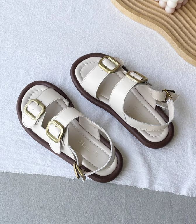 Features: Item Type: Babakud Women Summer Soft- Soled Leather Roman Sandals Upper Material: Cow Leather Sole Material: Rubber Heel Height: Low Heel (1- 3cm) Size: 35- 40 Color: Black, Beige Style: Casual, Classic, Retro Season: Summer, Spring Size Chart: Size Length cm inch 35 22.5 8.86 " 36 23 9.06 " 37 23.5 9.25 " 38 24 9.45 " 39 24.5 9.65 " 40 25 9.84 " Size Tips: For customers with wider feet, or a higher instep, we recommend sizing up to ensure a comfortable fit. Please consider your foot w Summer Soft, Roman Sandals, Loafer Slippers, Beige Style, Beige And Black, Shoe Boot Sandals, Shoe Tree, Leather Conditioner, Rubber Heels