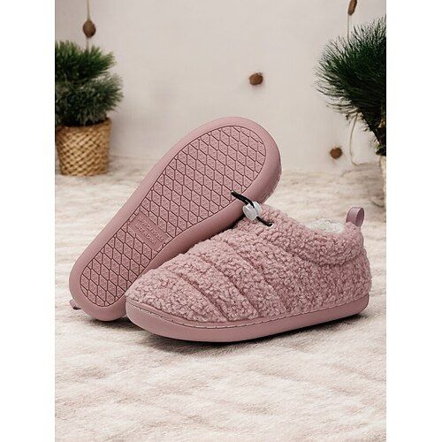 Category:Slippers; Upper Materials:Faux Fur; Season:Fall,Winter; Heel Type:Flat Heel; Gender:Women's; Toe Shape:Round Toe; Type:Fleece Lined; Style:Casual,Minimalism; Outsole Materials:TPR; Occasion:Daily,Home; Closure Type:Loafer; Listing Date:10/12/2024; Production mode:External procurement; 2024 Trends:Fuzzy Slippers Fluffy Slippers,House Slippers,Warm Slippers; Size chart date source:Provided by Supplier. Comfortable Winter Slippers With Soft Sole, Comfy Synthetic Slippers For Winter, Comfy Slip-on Winter Slippers, Winter Slippers With Soft Sole And Synthetic Material, Winter Slippers With Soft Sole In Synthetic Material, Comfy Winter Slippers With Textured Footbed, Winter Synthetic Slippers With Soft Sole, Comfortable Synthetic Slippers With Flat Heel, Non-slip Cozy Slippers With Round Toe