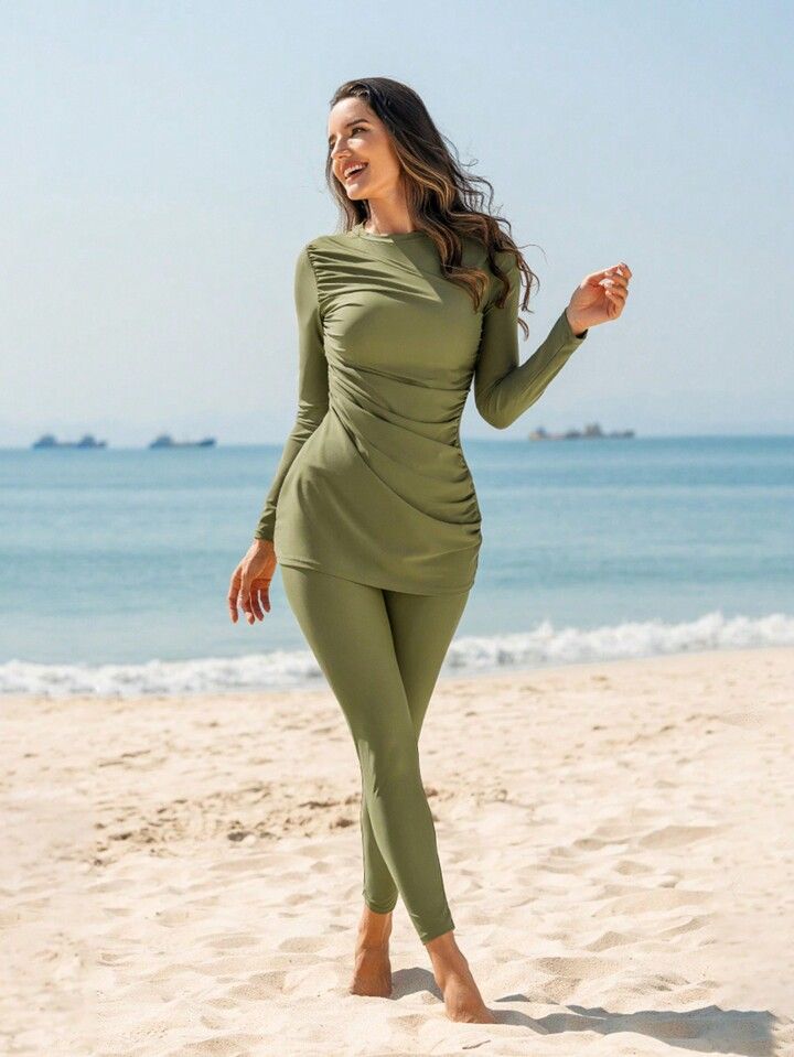 SHEIN Swim Mulvari Ladies' Solid Color Pleated Top With Long Bikini Set | SHEIN USA Modest Swimsuits For Women, Kaftan Moroccan Caftan, Modern Kaftan, Islamic Swimwear, Burkini Swimsuit, Swim Leggings, Green Plain, Swimsuits Outfits, Modest Swimsuits