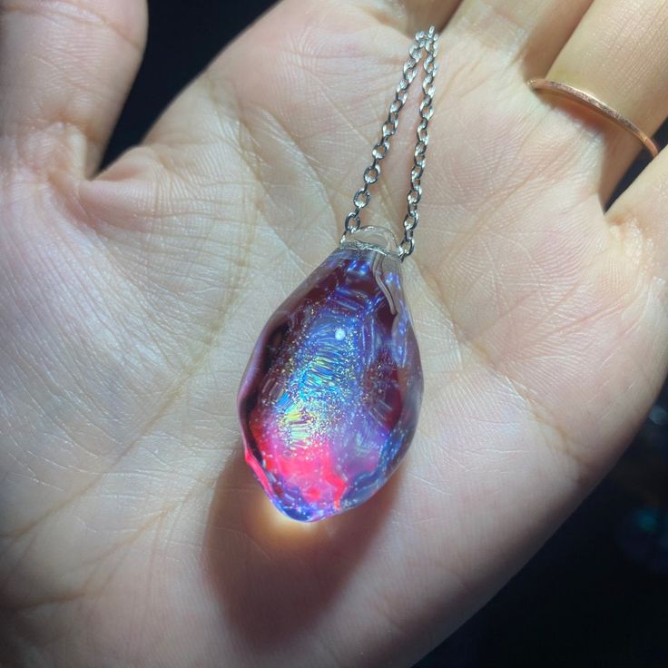 Galaxy Pendant Necklace, Good Birthday Presents For Mom, Magical Jewelry Pendants, Crystal Neckless, Galaxy Necklace Pendants, Cosmic Necklace, Magic Necklace, Sky Jewelry, Cosmic Jewelry