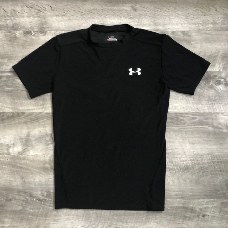 Youth Under Armour Compression Tee. Youth Large. Heat Gear, 82% Polyester / 18% Elastane. Never Worn But Does Not Have Original Tag... In Excellent Condition!! Come From A Smoke And Pet Free Home. Under Armour Crew Neck Activewear For Workout, Under Armour Short Sleeve Casual Activewear, Under Armour Casual Activewear Short Sleeve, Under Armour Moisture-wicking Crew Neck Activewear, Under Armour Short Sleeve Athleisure Top, Under Armour Short Sleeve Workout Top, Short Sleeve Under Armour Workout Top, Black Crew Neck Workout Shirt, Under Armour Fitted Moisture-wicking Tops