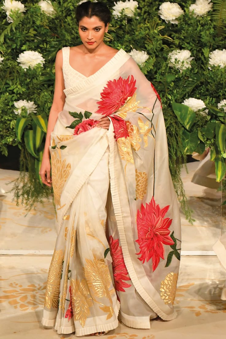 Buy Chanderi Silk Saree With Blouse by Rohit Bal at Aza Fashions Saree Drape, Floral Sarees, Classy Blouses, Saree Painting, Saree Draping Styles, Indian Sari Dress, Floral Print Sarees, Saree Floral, Sari Dress