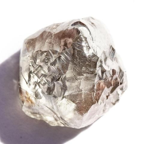 Raw Diamonds and Rough Gemstones – The Raw Stone Rough Diamond Raw, Raw Diamond Stone, Raw Gemstones Rocks, Rough Gemstone Ring, Geode Rocks, Raw Diamond Engagement Rings, Rough Gems, Raw Stone Ring, Raw Crystals