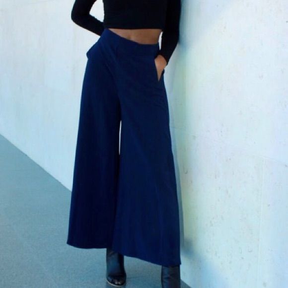 Split Wide Leg Pants. 25 1/2" Inseam; 45" Leg Opening; 13 1/2" Front Rise; 15" Back Rise (Size 8 Topshop Size 4 Us) Elegant Blue Wide Leg Pants For Fall, Elegant Navy Bottoms For Fall, Chic Blue Wide Leg Pants For Fall, Navy Pants For Business Casual In Spring, Chic Navy Bottoms For Fall, Casual Blue Pants For Office, Casual Blue Pants For The Office, Elegant Blue Wide Leg Pants For Business Casual, Elegant Blue Dress Pants For Fall