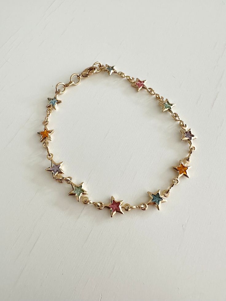 18k Gold Filled Multicolored Gold Star Chain Bracelet, Dainty Bracelet - Etsy Cheap Gold Bracelets With Vintage Charm, Star Gold Jewelry, Funky Gold Jewelry, Gold Jewellery Bracelet, Bracelets Preppy, Sopot, Star Chain, Jewelry Accessories Ideas, Bracelet Dainty