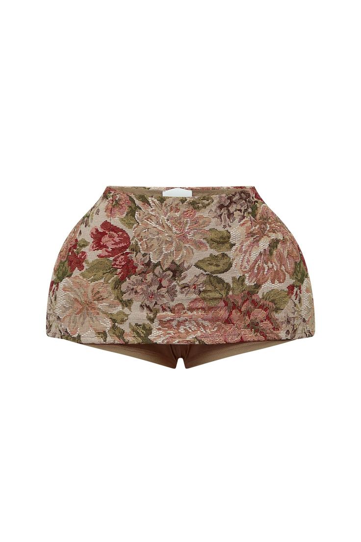 Jacquard low rise mini skirt featuring a flower print design Shorts lining attached Side zipper closure Non stretch Size up if you are in between sizes September Birthday Outfit, September Fits, Mini Floral Skirt, Flower Print Design, Low Rise Mini Skirt, Night Out Tops, Mini Tube Dress, Print Mini Skirt, Casual Day Dresses