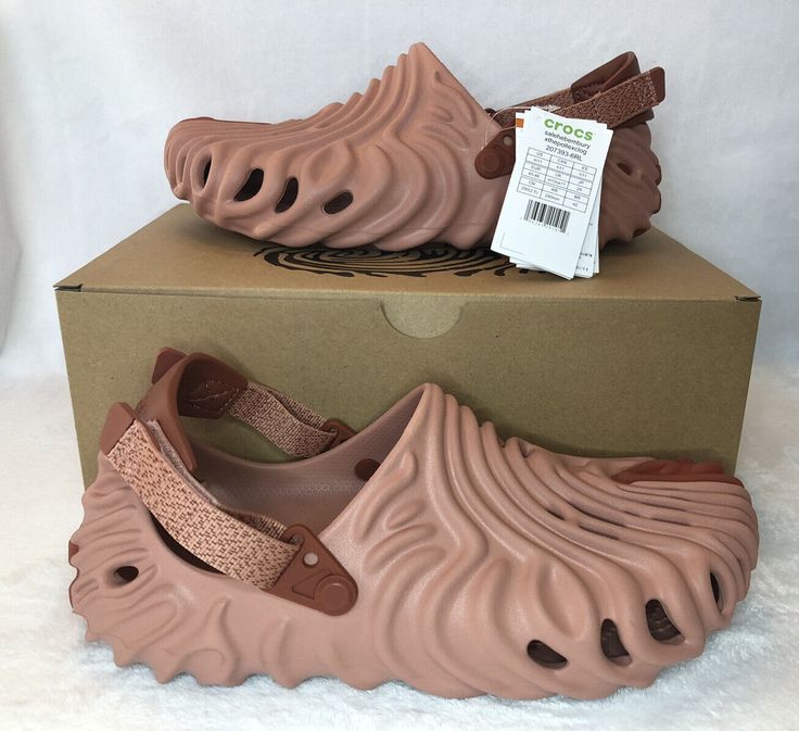 BRAND NEW CROCS POLLEX CLOG SALEHE BEMBURY KUWATA PALE BLUSH MEN’S 11 WOMEN’S 13. Shoes are brand new and never worn! Shipping is FAST! I always ship items within 24 hours of receiving payment and try to ship the same day if at all possible. Please feel free to contact me if I can assist with any questions. Thanks! Croc Pollex Clog, Crocs X Salehe Bembury, Men Crocs, Crocs Pollex Clog, Croc Clogs, Crocs For Women, Cool Crocs, Crocs For Men, Fancy Sneakers