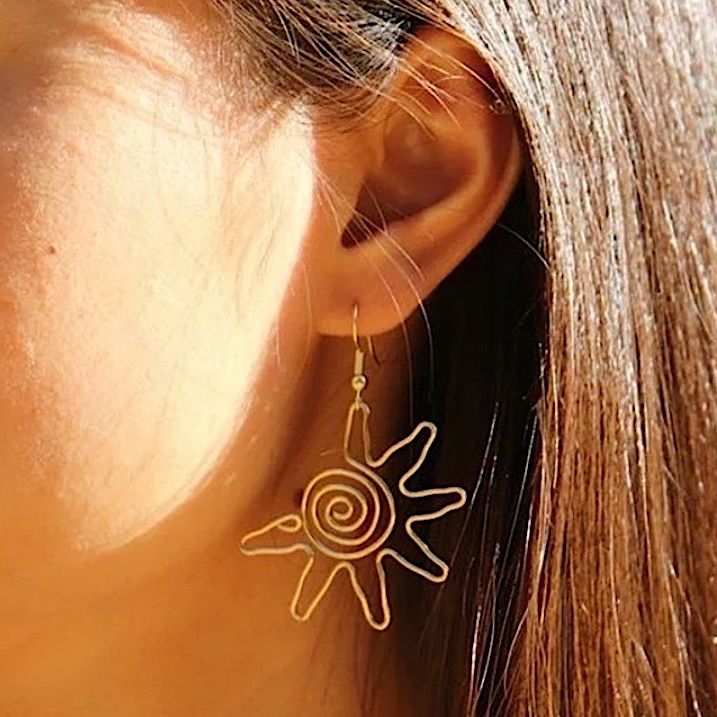 New “Irelia” Minimalist Earrings! Featuring Hippie Sun In Swirl Pattern In A Beautiful Gold Color. These Carefully Handcrafted Earrings Are Perfect For You Or As A Gift For A Nature Lover! New Condition Originally $55- Offer Me! 925 Sterling Silver, Gold-Plated Festival, Anthropologie, Mothers Day, Wedding, Spring/Summer/Fall/Winter, Birthday, Easter, Graduation, Valentine,Christmas, Brandy Melville, Baublebar, Sister, Bridesmaid, Retro, Sterling Silver Bestfriend, Lulus, Hippie, Urban Outfitter Adjustable Gold Earrings For Summer, Nickel-free Brass Earrings For Summer, Handmade Brass Earrings For Summer, Elegant Brass Earrings For Summer, Bohemian Single Earring For Summer, Bohemian Adjustable Single Wrap Earring, Adjustable Single Wrap Bohemian Earrings, Adjustable Bohemian Single Wrap Earring, Adjustable Single Bohemian Wrap Earring