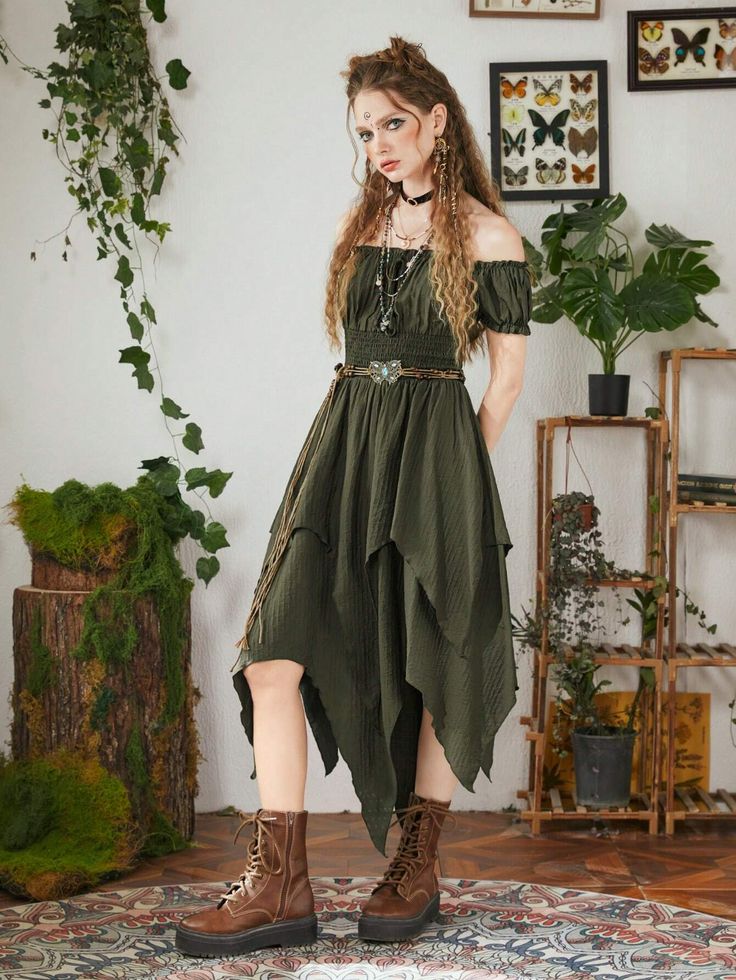 Ren Faire Outfits, Dress Medieval, Ren Faire Costume, Fair Outfits, Fest Outfits, Asymmetrical Hem Dress, Medieval Dress, Fern Green, Fairy Costume