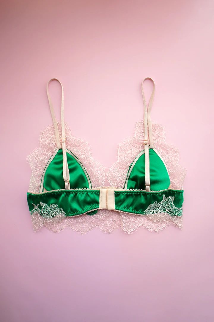 Ophelia Appliqué Bralette Emerald Green – Elma Lingerie Green Lace Bra With Lace Trim, Green Lace Bra With Padded Cups, Party Bra With Contrast Lace And Fitted Stretch, Party Bra With Contrast Lace And Fitted Design, Party Bra With Contrast Lace, Elegant Green Lace Bra, Elegant Green Bra With Lace Trim, Green Lace Party Bra, Party Satin Bra With Removable Pads