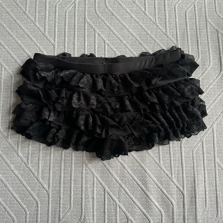 Cute Shorts From Shein, Only Tried On, Never Worn Black Bloomer Shorts, Short Ruffle Bottoms For Night Out, Ruffled Bottoms For Night Out, Ruffled Short Bottoms For Night Out, Ruffled Short Length Bottoms For Night Out, Fitted Brief Shorts For Night Out, Ruffled Shorts For Night Out, High Waist Black Shorts With Ruffles, High Waist Black Ruffled Shorts