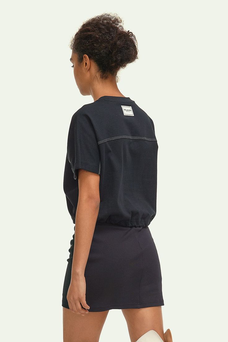 Made from a lightweight and breathable fabric, the YPL Drawstring Short Sleeve ensures maximum air circulation. The drawstring design at the waist offers a custom fit for your body shape. Show off your unique style with the iconic YPL logo printed on the front. Fitted Drawstring Top For Streetwear, Nylon Drawstring Sportswear Activewear, Athleisure Top With Elastic Waistband And Short Sleeves, Stretch Drawstring Tops For Streetwear, Drawstring Sportswear Tops, Sportswear Tops With Drawstring, Athleisure Tops With Drawstring For Workout, Sportswear Tops With Drawstring For Sports, Sportswear Drawstring Tops For Sports