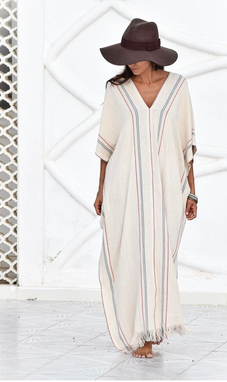 These super soft cotton tunic dresses are handmade in Sayulita, Mexico. This knee length dress is reversible can be worn with ties or without. Comes in two colors: natural white and red & blue stripe. Handmade by Quiut, Sayulita MX. One size Width - 20 ", length - 57", V-neck depth - 12" 100% natural cotton Photos with models courtesy of Quiut. Beach Tunic Dress, Beach Kaftan Dress, Maxi Beach Dress, Oversize Dress, Cotton Tunic Dress, Tunic Dresses, Cocoon Dress, Cotton Tunic, Beach Maxi Dress