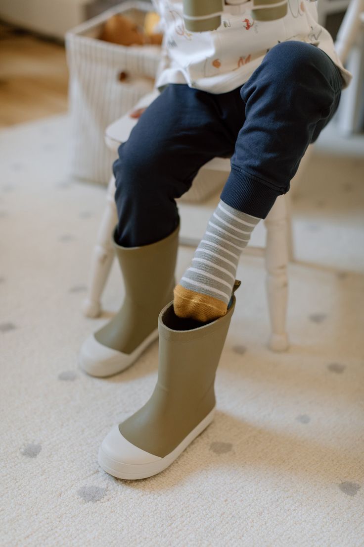 Cute Rain Boots, Toddler Rain Boots, Kids Rain Boots, Kids Rain, Rain Boot, Kids Boots, Rain Wear, Ceramic Sculpture, Rainy Day