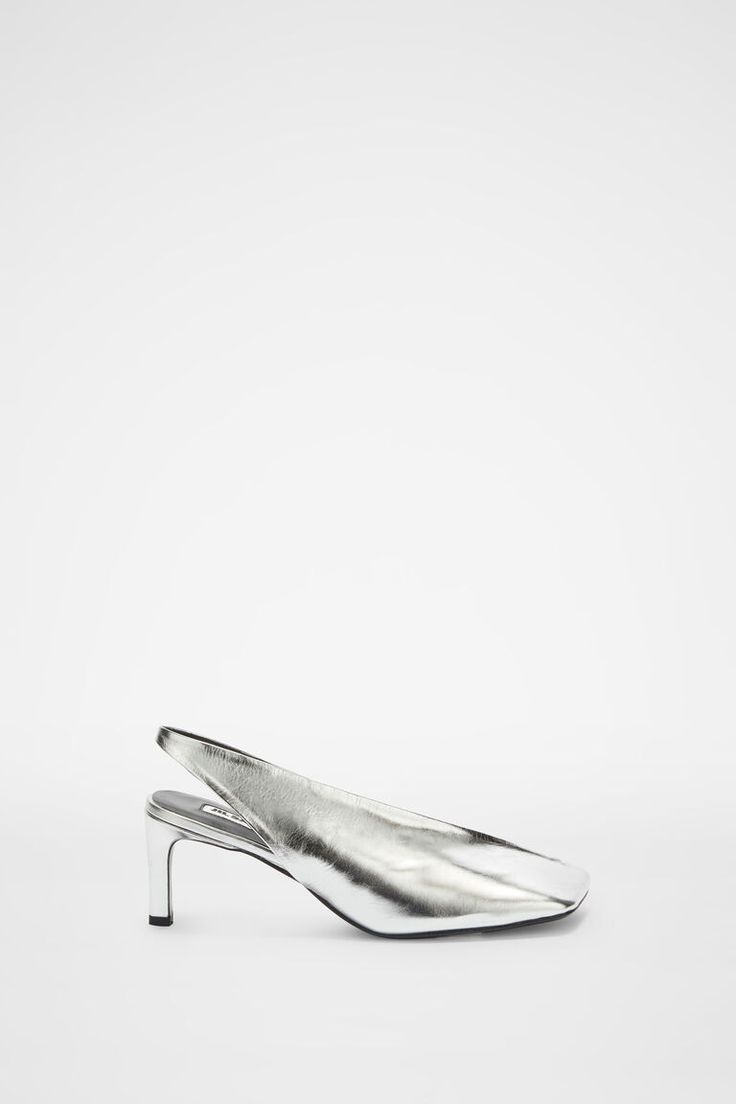 Mules Woman | Jil Sander Official Online Store Silver Pumps, Heart Logo, Goat Leather, Shoes Woman, Jil Sander, Leather Pumps, Pump Shoes, Women's Pumps, Pumps Heels