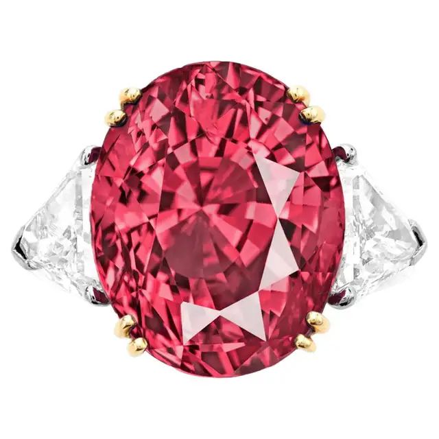 Spinel Jewelry, Red Spinel, Oval Diamond Ring, Jewels Rings, Oval Ring, Expensive Jewelry, No Heat, Fine Jewels, Dream Jewelry