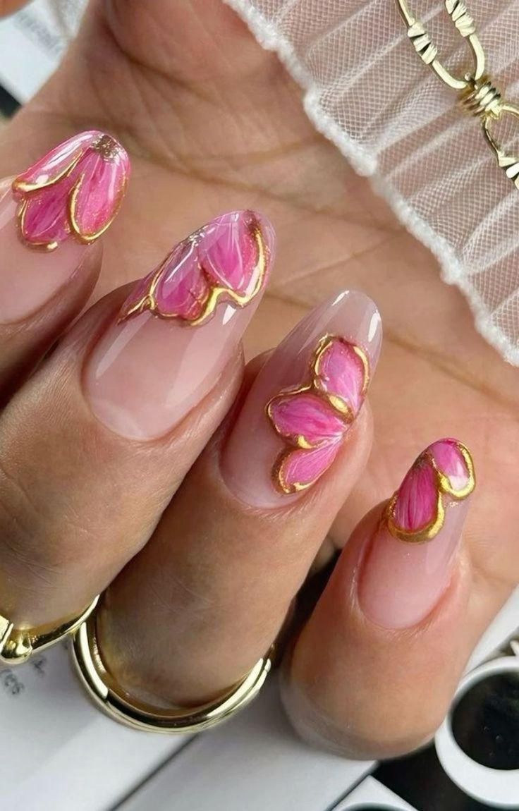 Gold Outlined Nails, Pink And Gold Flower Nails, Vacay Nails Almond, Nails For Bali, Summer Gold Nails, Gold And Pink Nails Acrylic, Gel Ex Nails, Gold Outline Nails, Dora Nails