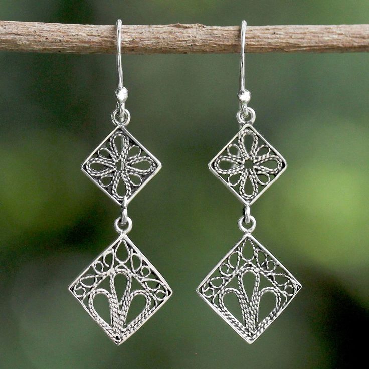 Thai artisan Lalana crafts petite ribbons of sterling silver filigree into square shapes, featuring elegant motifs with a combination finish. Hanging from hooks, this pair of dangle earrings goes with any outfit. Rodeo Jewelry, Filigree Jewelry, Filigree Earrings, Animal Earrings, Silver Feather, Leaf Jewelry, Sterling Silver Filigree, Tube Beads, Silver Filigree