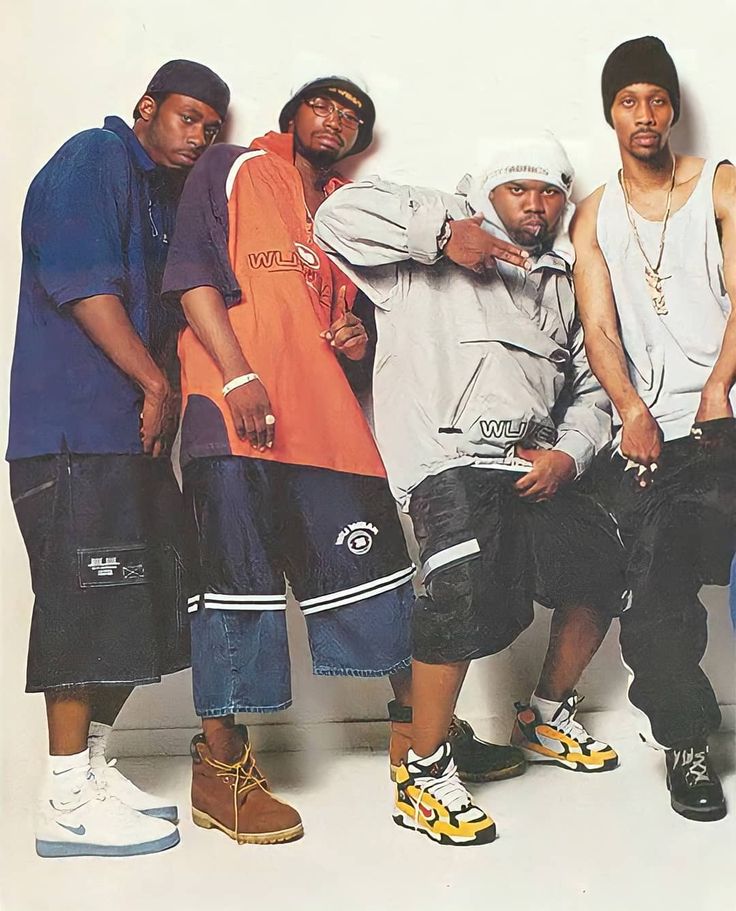 Silvano Wu-Tang Forever’s Instagram profile post: “RZA, Raekwon, ODB, and GZA.” 90s Street Style Hip Hop, 90s Hiphop Fashion, 90s Hip Hop Outfits, 2000s Hip Hop Fashion, 2000’s Outfit, Amen Break, Mode Old School, Street Style Hip Hop, 90s Street Style