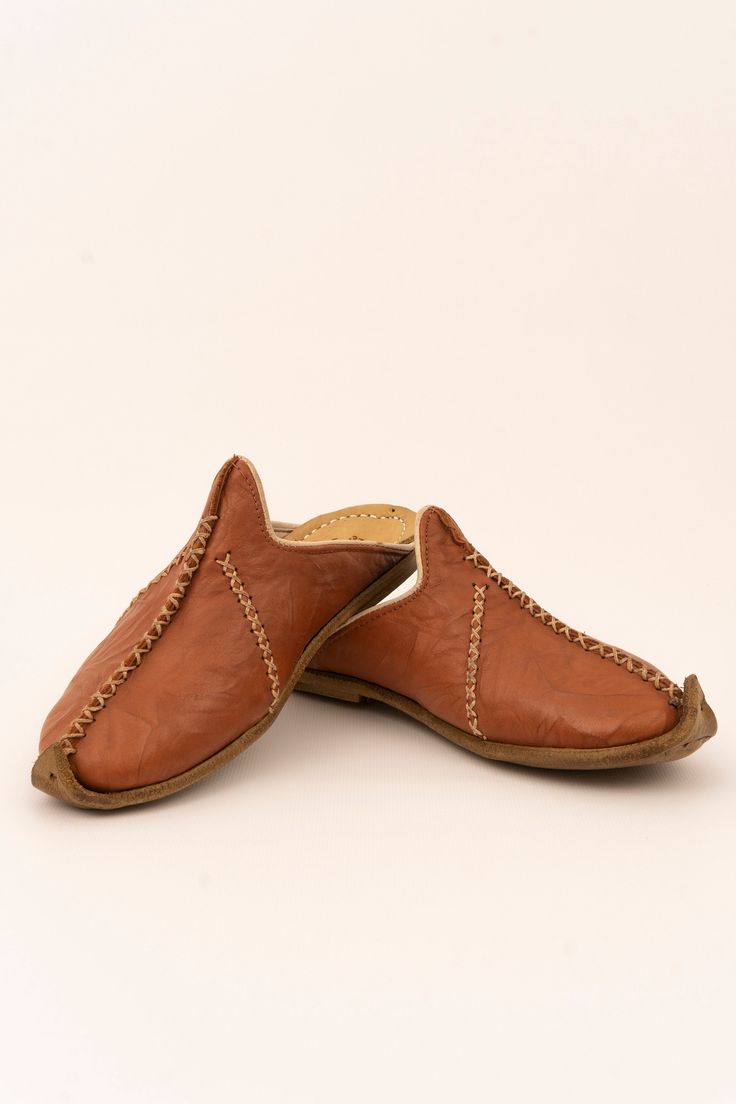 Unisex Brown Leather Shoes | Yemeni | Traditional Shoes | Turkish Loafers | Hand stitched Slip Ons | Women Flat Shoes | Gifts For Her | Brown Leather Slip-on Shoes With Stitched Sole, Brown Slip-on Flat Heel Moccasins, Brown Closed Toe Slip-ons With Stitched Sole, Brown Closed Toe Slip-ons With Textured Sole, Brown Almond Toe Slip-ons With Leather Footbed, Leather Sole Slip-ons With Flat Heel For Galas, Brown Closed Toe Slip-ons With Rubber Sole, Casual Slip-on Slippers With Leather Lining, Brown Closed Toe Slip-ons With Leather Sole