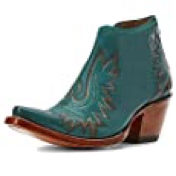 Super Cute Ankle Cowboy / Cowgirl Boots. Fun For Halloween Too! Western Turquoise Boots For Fall, Western Turquoise Boots For Spring, Turquoise Western Boots For Spring, Blue Snip Toe Heeled Boots For Fall, Blue Boots With Snip Toe For Fall, Blue Fall Boots With Snip Toe, Blue Snip Toe Boots For Fall, Green Western Ankle Boots, Green Western Style Ankle Boots