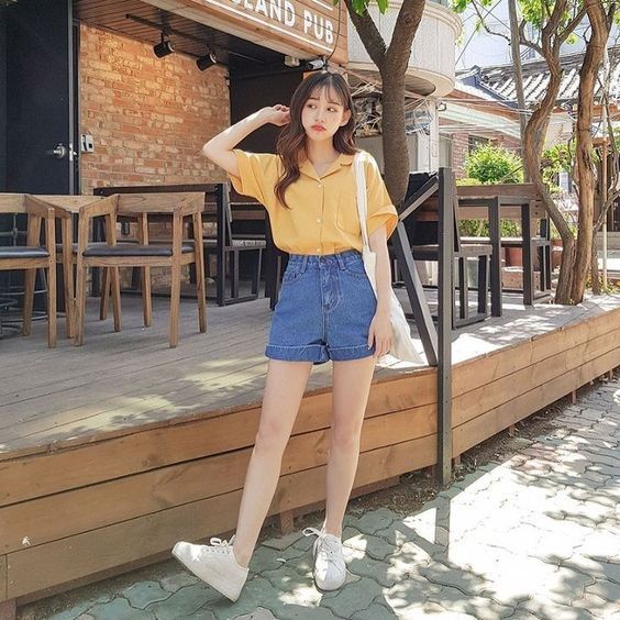 Summer Korean Outfits, Short Girls Outfit Ideas, Short Girl Outfits, Styles Korean, Korean Summer Outfits, Korean Outfit Street Styles, Korean Fashion Summer, Korean Casual Outfits, Korean Fashion Dress