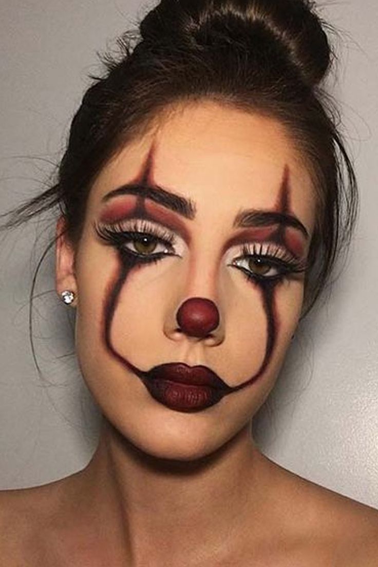 Não seja como as outras meninas , aprenda de forma correta , e arrase no Halloween !!! Clica na imagem ou no título e saiba mais Horror Smink, Nem Halloween Makeup, Scary Pennywise, Makijaż Sugar Skull, Pennywise Makeup, Maquillage Halloween Simple, Es Pennywise, Teknik Makeup, Makeup Zombie