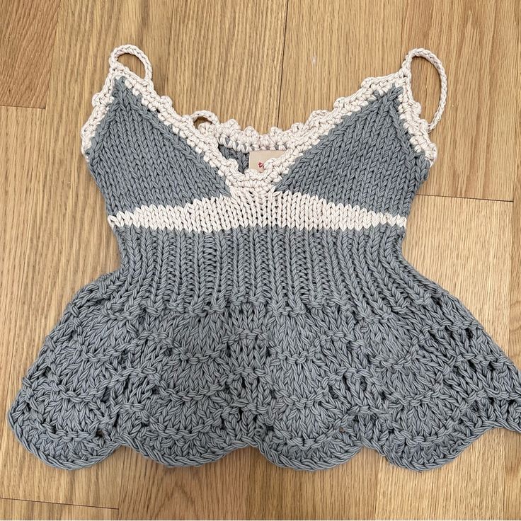 Beautiful, Soft Hand Knitted Top Never Worn. Runs Small Gray Textured Knit Top, Gray Knit Knitting Pattern, Casual Gray Knitting Pattern, Fitted Crochet Knit Top, Cozy Hand Knitted Knit Tops, Cozy Hand-knitted Knit Tops, Hand Knitted Cozy Top, Casual Fitted Hand Knitted Pattern, Spring Gray Knitted Top