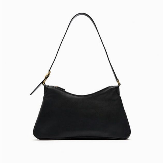 Zara Leather Shoulder Bag Black Textured Leather Baguette Bag, Classic Black Leather Baguette Bag, Everyday Clutch Shoulder Bag With Gold-tone Hardware, Black Textured Leather Shoulder Baguette Bag, Classic Black Baguette Bag For Everyday Use, Black Textured Leather Baguette Shoulder Bag, Everyday Soft Leather Baguette Clutch, Zara Bag For Everyday Use, Chic Leather Clutch Baguette Bag