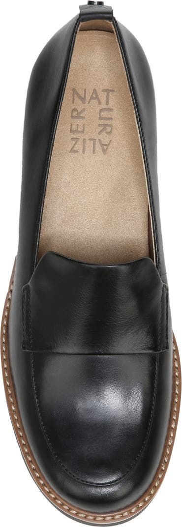 Naturalizer Darry Leather Loafer (Women) | Nordstrom Work Shoes Women Comfortable, Black Loafers Women's, Capsule Wardrobe Casual, Leather Loafers Women, Work Shoes Women, Loafer Shoes Women, Shoe Boxes, Loafer Women, Round Toe Shoes