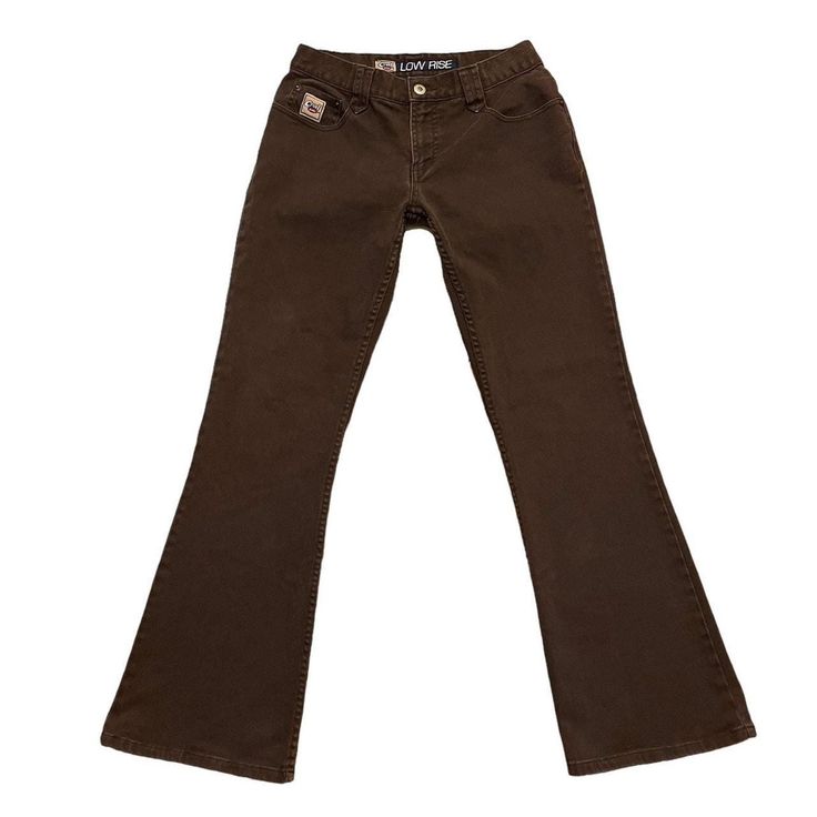 Excellent condition. No flaws to note.  Size - 7 DM with any questions. Will always accept a reasonable offer! :) Brown Low Rise Flare Jeans, Low Rise Courdoroy Pants, Vintage Brown Washed Jeans, Mid-rise Brown Flare Jeans With Pockets, 90s Skater, Cruel Girl, Brown Non-stretch Denim Jeans, Brown Flares, American Vintage