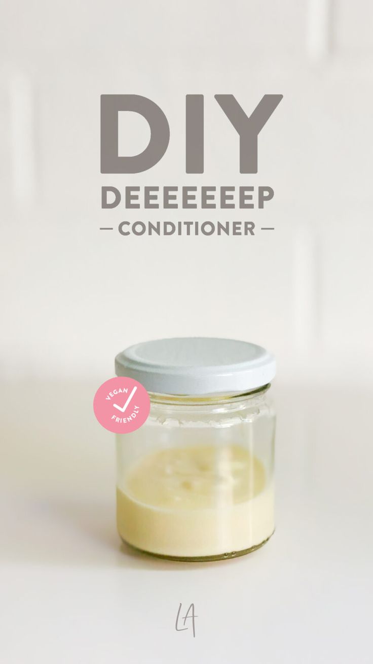 Make your own deep conditioner - LAurenrdaniels - And it's vegan-friendly! Protein Deep Conditioner, Homemade Deep Conditioner, Diy Deep Conditioner, Homemade Conditioner, Deep Conditioner For Natural Hair, Natural Hair Conditioner, Essential Oil Mixes, Homemade Soap Recipes, Homemade Remedies