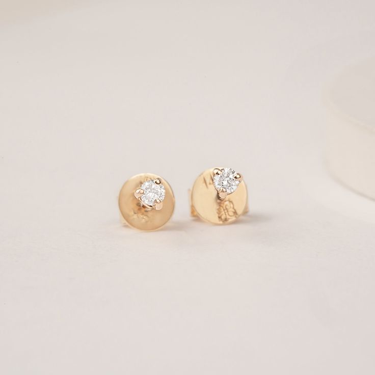 Kimberly Jewels are moments of luxury. Classic and elegant, these natural diamond stud earrings are crafted in solid 14k gold. Available in yellow, white, and rose gold, you can choose the perfect metal to complement your style. - Handmade- Solid Gold- 3-prong setting- Natural Diamonds - G Color, SI Quality Diamonds- Total Diamond Carat Weight: 0.03 ctw- Setting Measurement: 2 mm All Sarah Elise stud earrings come beautifully boxed in suede pouches you can always use when traveling! 14k Gold Everyday Diamond Earrings With Single Cut Diamonds, 14k Gold Single Cut Diamond Earrings For Everyday, Everyday 14k Gold Single Cut Diamond Earrings, Everyday Diamond Earrings, 14k Gold, Round Cut, Everyday 14k Gold Diamond Earrings With Round Cut, Everyday 14k White Gold Diamond Earrings, Elegant Yellow Gold Earrings With Lab Grown Diamonds, Elegant Yellow Gold Earrings With Lab-grown Diamonds, Elegant Yellow Gold Lab-grown Diamond Earrings