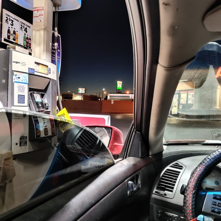 711 gas station Buying Gas At The Gas Station, Car At Gas Station At Night, Car At Gas Station, Gas Station Photos, Car Gas Station, Gas Station Pictures, Gas Station At Night, Gas Station Aesthetic, Mirror Selfie With Flash