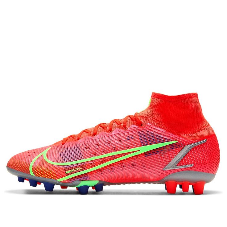 the nike superfly pro fg soccer cleat is shown in red and green